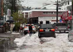 Fuerte granizada y lluvia en horas de la tarde en el sector norte de la capital.