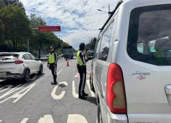 Fotografía que muestra un retén de control vehicular dispuesto en el marco de recientes accidentes.