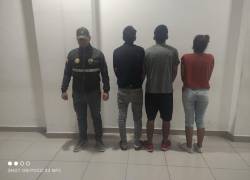 Tres adolescentes fueron detenidos por el asesinato de dos hombres con antecedentes penales.