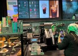 Primer local de Starbucks en Guayaquil.