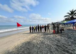 Por este incidente ocurrido a vísperas del feriado de fin de año, se iniciaron las labores de limpieza.