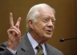 Expresidente estadounidense Jimmy Carter muere a los 100 años de edad.