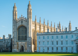 Fotografía de la Universidad de Cambridge, en Inglaterra.