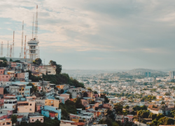 Fotografía panorámica de Guayaquil.