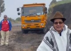 Captura de video que se ha difundido en TikTok. La prefecta Lourdes Tibán aparece a la derecha.
