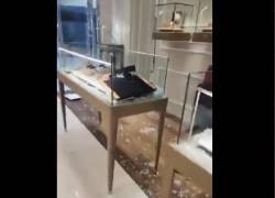 Videos: así fue el robo millonario en la joyería del Hotel Hilton Colon en Guayaquil; el establecimiento se pronunció