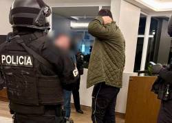 Microvistazo | Detienen al alcalde de Guayaquil, Aquiles Alvarez, por presunta delincuencia organizada