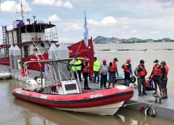 El cadáver fue localizado en las inmediaciones de la comunidad La Esperanza cerca del mediodía del domingo 17. Foto: Bomberos Guayaquil.