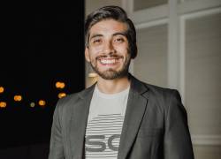 Guillermo a través de su trabajo también ha reunido capital semilla para ayudar a otros emprendedores.