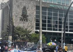 Fachada de la sede del IESS en Quito.
