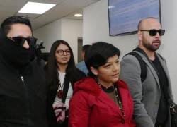 Caso Villavicencio: Hijas del excandidato presidencial piden excluir como acusadora particular a Verónica Sarauz