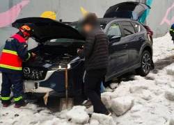 Granizada en Quito deja acumulaciones de hielo de hasta 35 centímetros y provoca emergencias