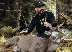 Chito Vera, en su primera caza de animales.