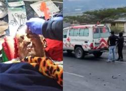 Policías fueron retenidos por varias horas en Guayllabamba, kilómetros más adelante manifestantes no permitieron el paso de una ambulancia.