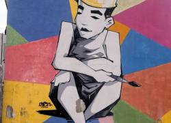 Artistas intervienen Socio Vivienda con murales en homenaje a las infancias