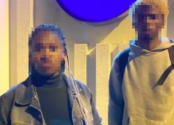 Un joven habría sido víctima de un acto racista por parte de militares en Quito.