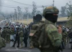 El Convoy Humanitario, integrado por 1.000 efectivos militares y policiales y organizado por el Bloque de Seguridad, se desplazó hacia Imbabura. Fotos : API