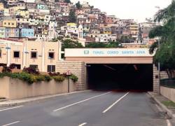 Acceso al tunel Cerro Santa Ana.