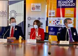 El Día del Orgullo Ecuatoriano se presentó en la Cámara de Industrias, en Quito, con la participación de representantes de la industria y autoridades de gobierno.
