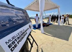 Ecuador inicia construcción de estación naval en Posorja para combatir el narcotráfico