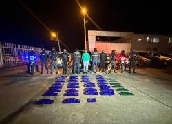En Tulcán capturan a un ciudadano con 100 kilos de droga encaletados dentro de un carro