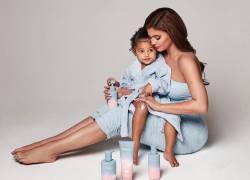 La línea está inspirada en las necesidades que la empresaria ha descubierto desde su maternidad con Stormi.