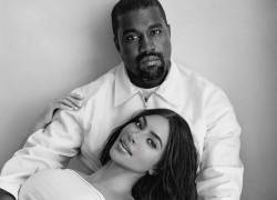 Foto de Kim Kardashian y Kanye West que fue subida a redes por la celebrity, en noviembre del 2020 para celebrar su aniversario como pareja.