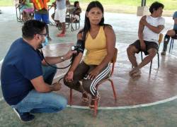 Ecuador vacuna a indígenas Waorani que habitan en la Amazonía en aislamiento voluntario