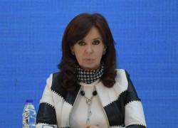 Cristina Fernández es acusada de corrupción en un caso sobre licitación de obras públicas en la época en que fue presidenta (2007-2015).