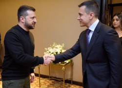 Los presidentes de Ucrania y Ecuador se reunieron en Argentina, en diciembre de 2023.