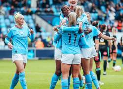 El Manchester City anunció este martes que los pantalones de su equipo femenino dejarán de ser blancos a partir de la próxima temporada.