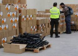 Fotografía que muestra una bodega en un cuartel policial de Quito, en Pichincha.