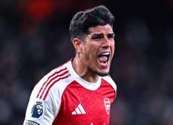 Piero Hincapié, jugador del Arsenal.