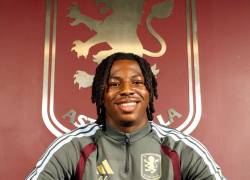 Johan Manzambi, jugador del Aston Villa.