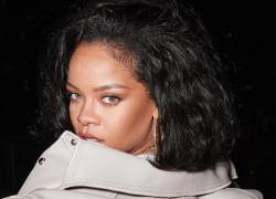 Rihanna es ahora, oficialmente, no solo multimillonaria sino también la cantante femenina más rica del mundo, según la revista Forbes.