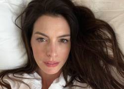 En una larga entrevista con un reconocido medio de comunicación, la actriz Anne Hathaway confesó que lleva cinco años sobria, y explica sus razones.