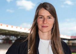 Marie-Louise Eta en su presentación con el FC Union Berlin.