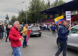 Ciudadanos salieron a las calles el viernes para respaldar al Gobierno.