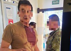 Footgrafía publicada por las Fuerzas Armadas que muestran a soldados heridos luego de un choque con manifestantes en Imbabura.