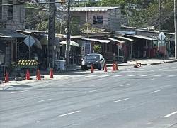 Vehículo sospechoso cerca de la Penitenciaría del Litoral.