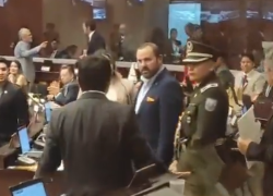 El legislador del correísmo, Héctor Rodríguez, invitó a pelear al asambleísta oficialista Diego Franco.