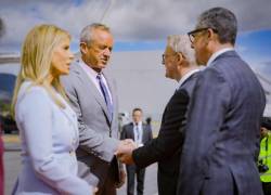 Robert F. Kennedy Jr. llegó a Quito para asistir a la posesión presidencial de Daniel Noboa.