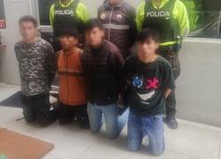 La Fiscalía formuló cargos contra Johan Santiago V. M., Steven Leodán D. P., Anderson Alfredo V. M. y Ronald Alexander G. P.