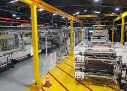 La nueva línea de producción de sacos de papel en la planta de Smurfit Kappa Ecuador.