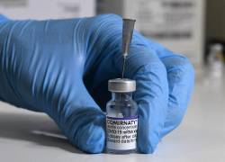 Ómicron esquiva parcialmente la protección de Pfizer; experimento descubre el comportamiento de la variante