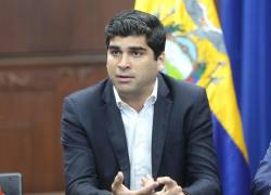 Otto Sonnenholzner dice que ex presidente Rafael Correa muestra preocupación, ante su posible candidatura