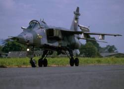 Un avión jaguar de FAE se estrelló en Guayaquil el 22 de octubre de 1989.