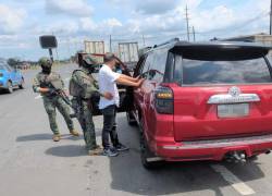 El personal militar desarrolla patrullajes móviles de forma aleatoria en distintos sectores del cantón.