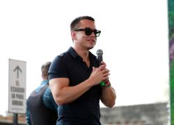 Daniel Noboa expone cifras sobre la pobreza en Ecuador.