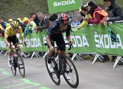 Carapaz está en el podio del tour de Francia: asciende al tercer lugar